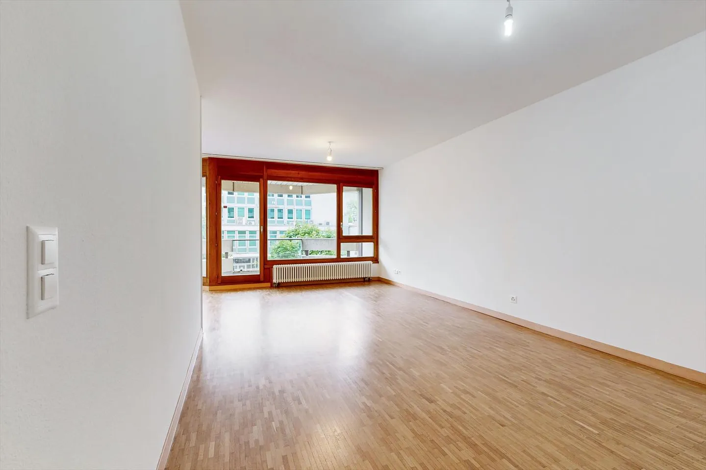 Magnifico appartamento nel cuore del quartiere delle Nazioni! - Foto 3 di 8