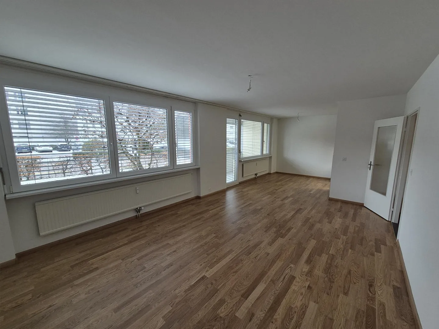Belle, moderne appartement de 4,5 pièces avec ascenseur à Pratteln - Photo 5 sur 11