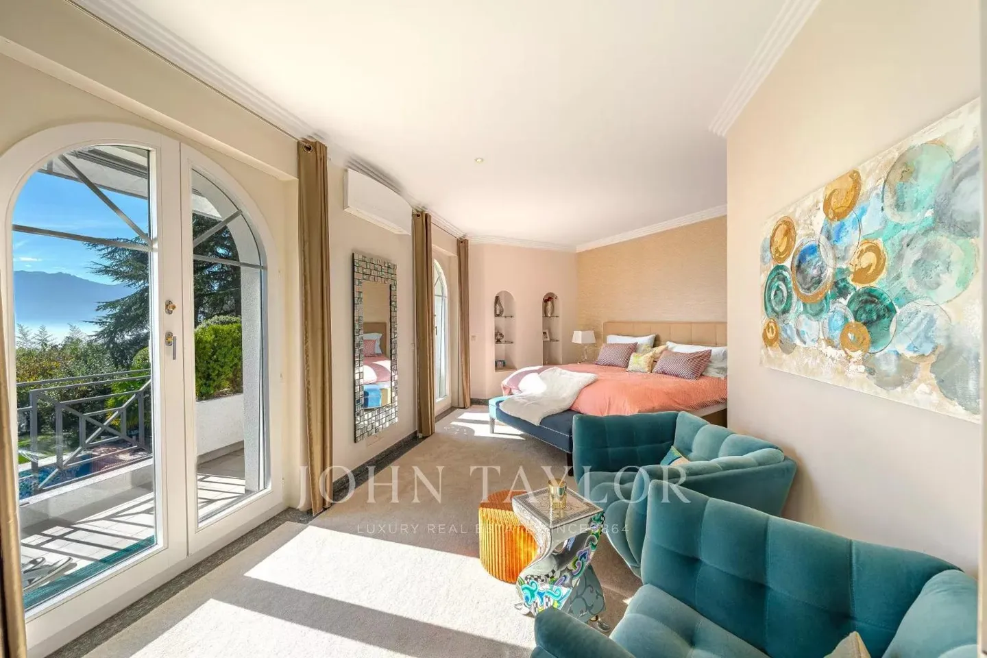 Propriété de luxe avec piscine et vue exceptionnelle sur le lac - Photo 12 sur 13