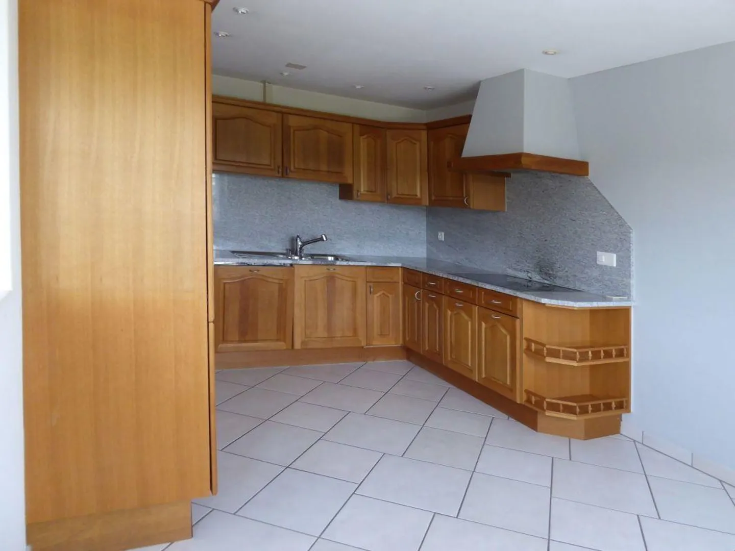 Exklusives wohnen in einer super ausgestatteten Wohnung - Foto 2 von 14