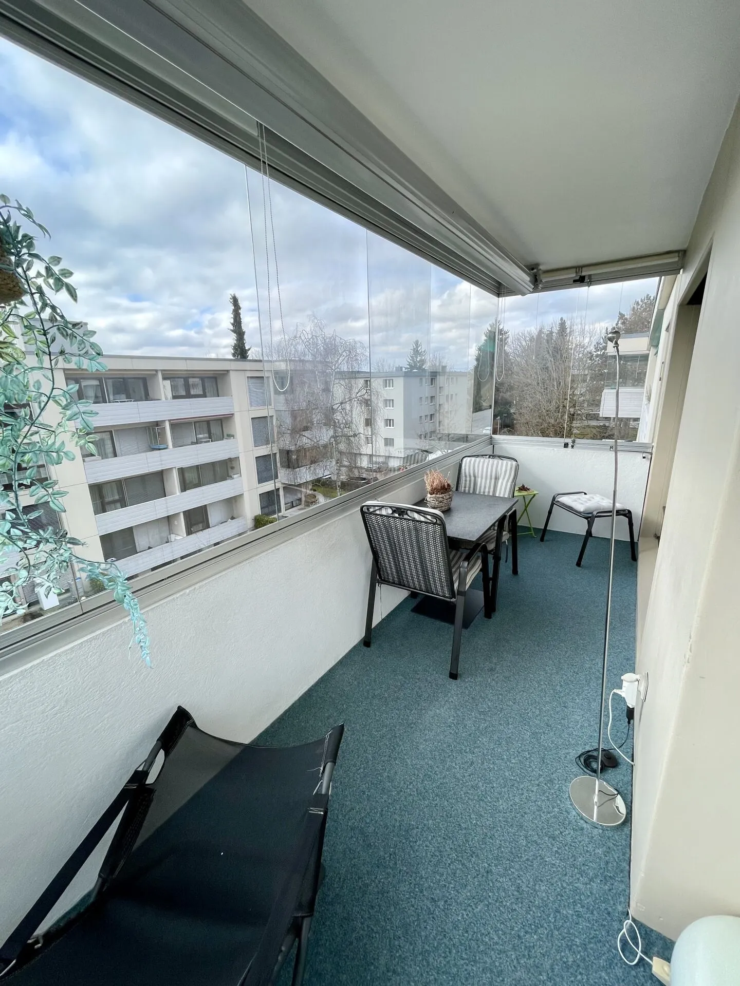 Charming 4.5-room attic apartment in Urtenen-Schönbühl including parking space - Photo 8 of 13