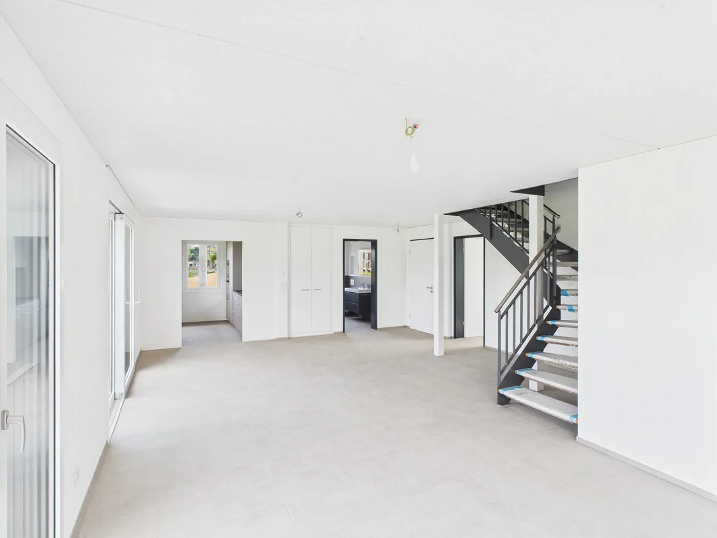 New build - Dreamlike 6.5-room maisonette apartment in the countryside - Photo 3 of 12