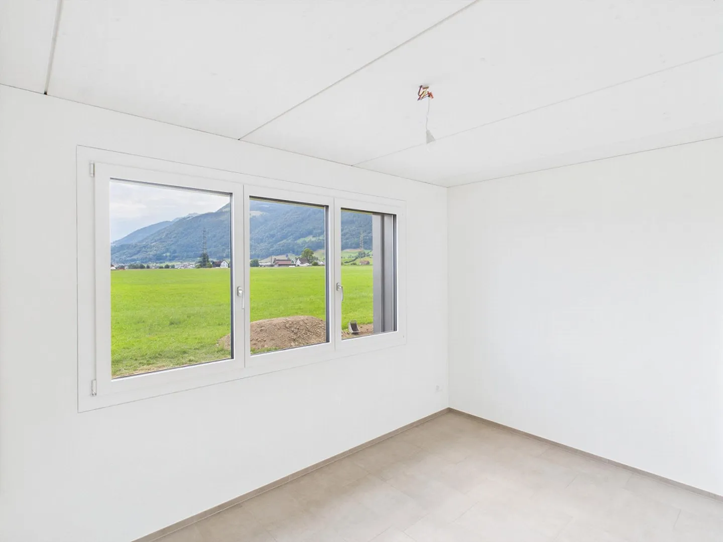 New build - Dreamlike 6.5-room maisonette apartment in the countryside - Photo 5 of 12