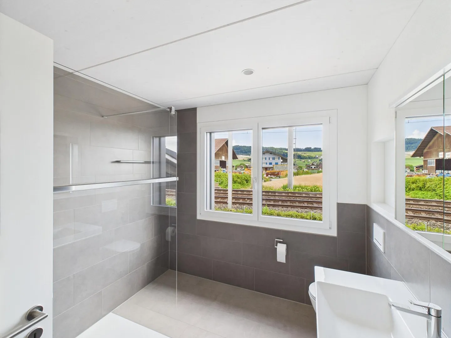 New build - Dreamlike 6.5-room maisonette apartment in the countryside - Photo 6 of 12