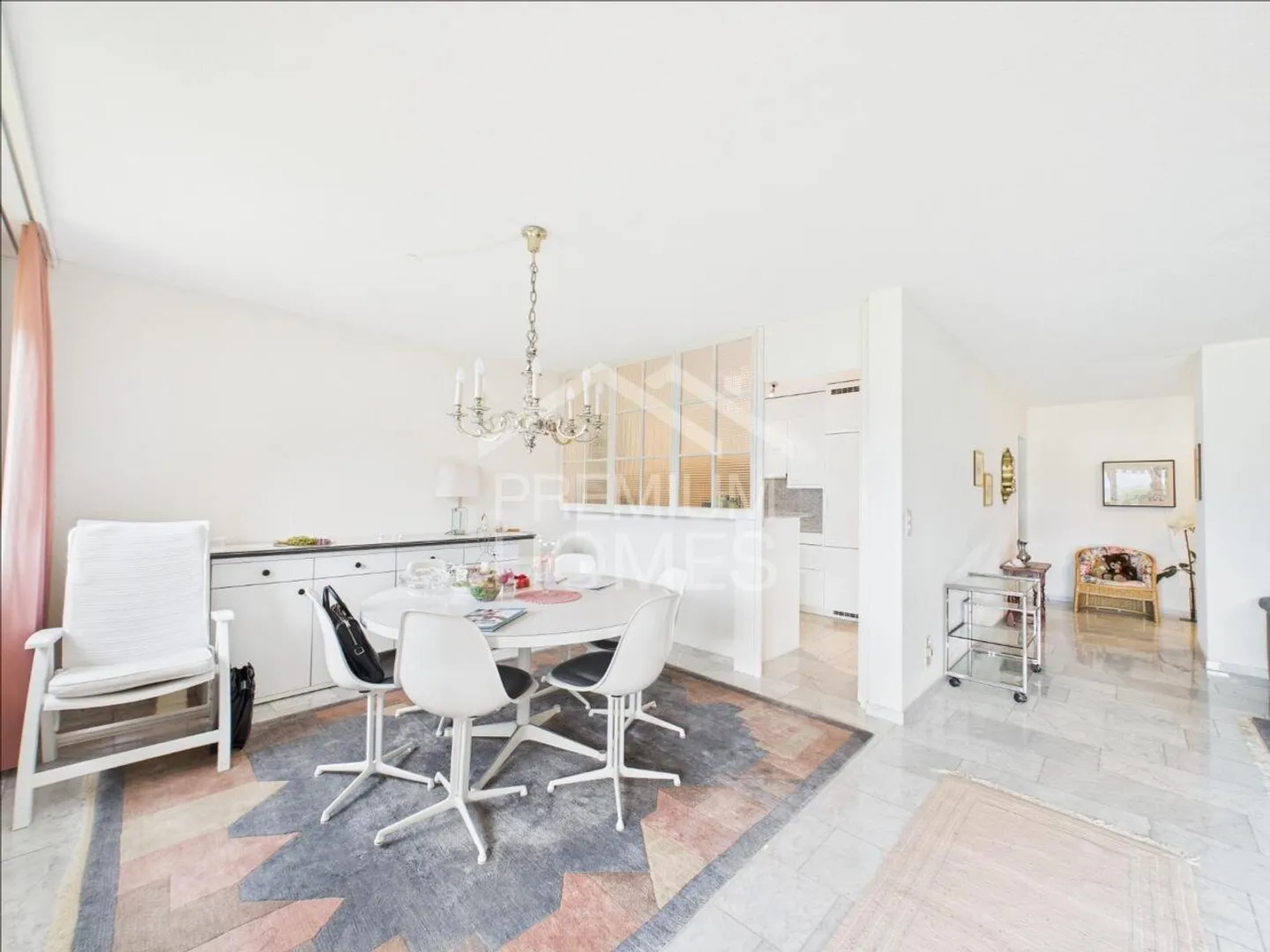 Residential gem with mountain view of Pilatus! - Photo 2 of 8