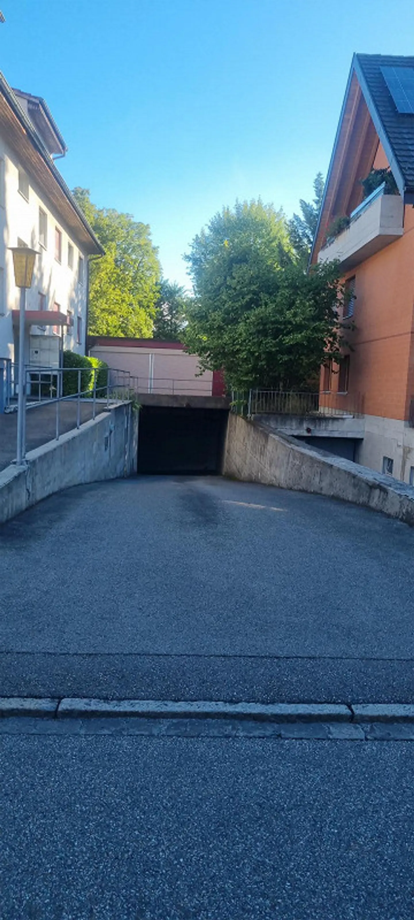 Einstellhallenplätze in Riehen - Foto 1 von 1