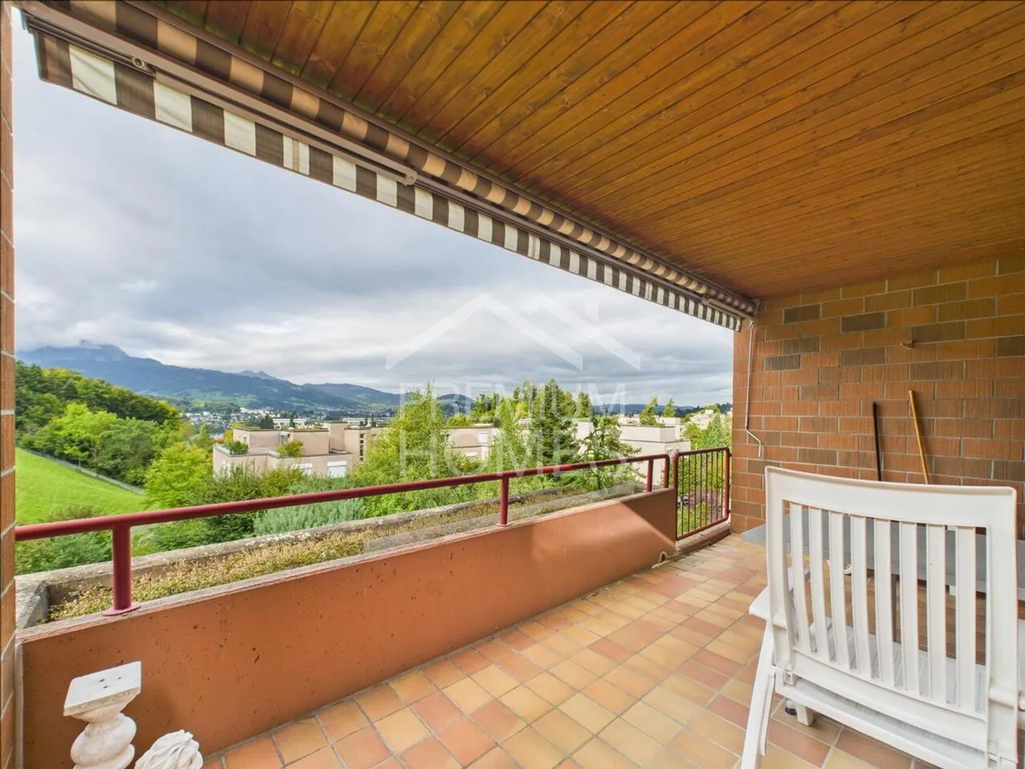Residential gem with mountain view of Pilatus! - Photo 7 of 8