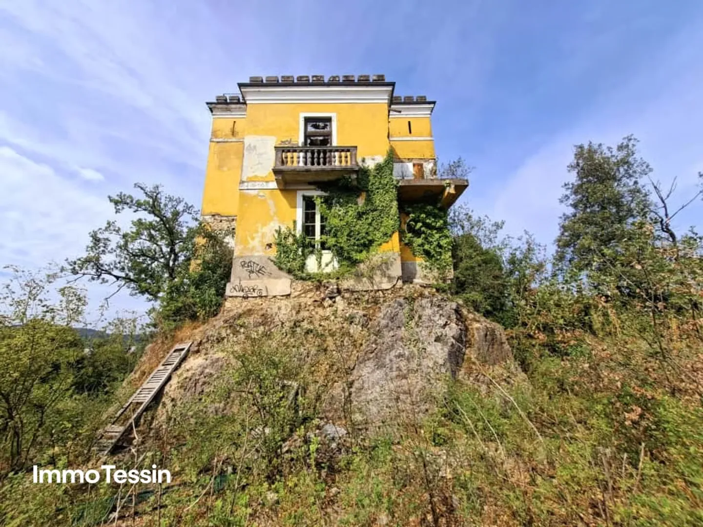 Rarità: Villa leggendaria Quisisana, il castello nascosto sopra Stabio che racconta la storia del mondo - Foto 2 di 13