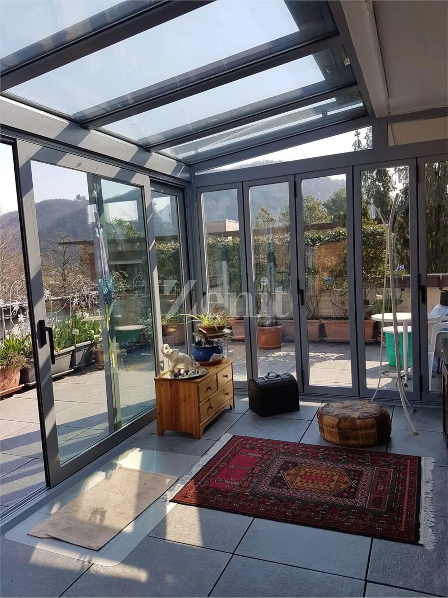 Elegant penthouse with 3.5 rooms, winter garden and terrace, Agno - Photo 9 of 13