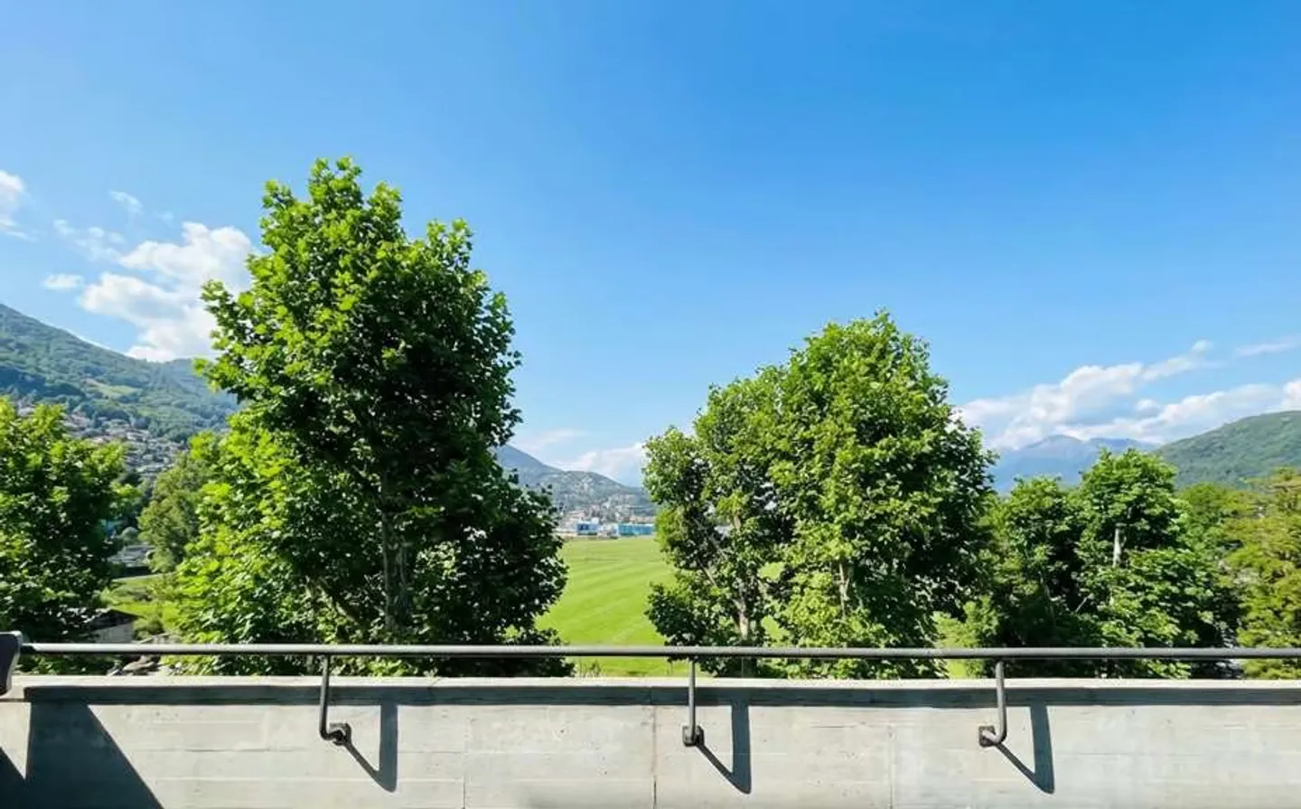 Elegant penthouse with 3.5 rooms, winter garden and terrace, Agno - Photo 6 of 13