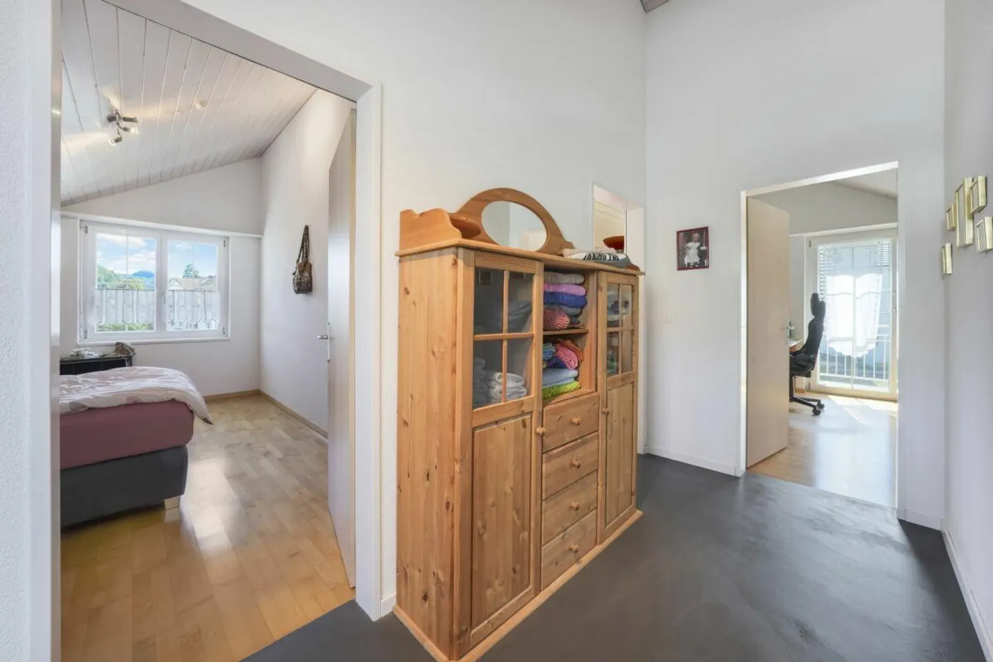 Espace pour la famille, lieux de retraite à apprécier et une piscine privée - Photo 14 sur 25
