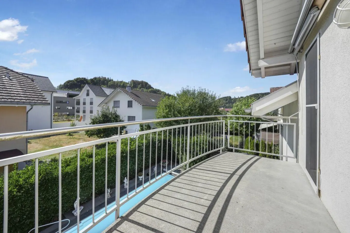 Espace pour la famille, lieux de retraite à apprécier et une piscine privée - Photo 18 sur 25