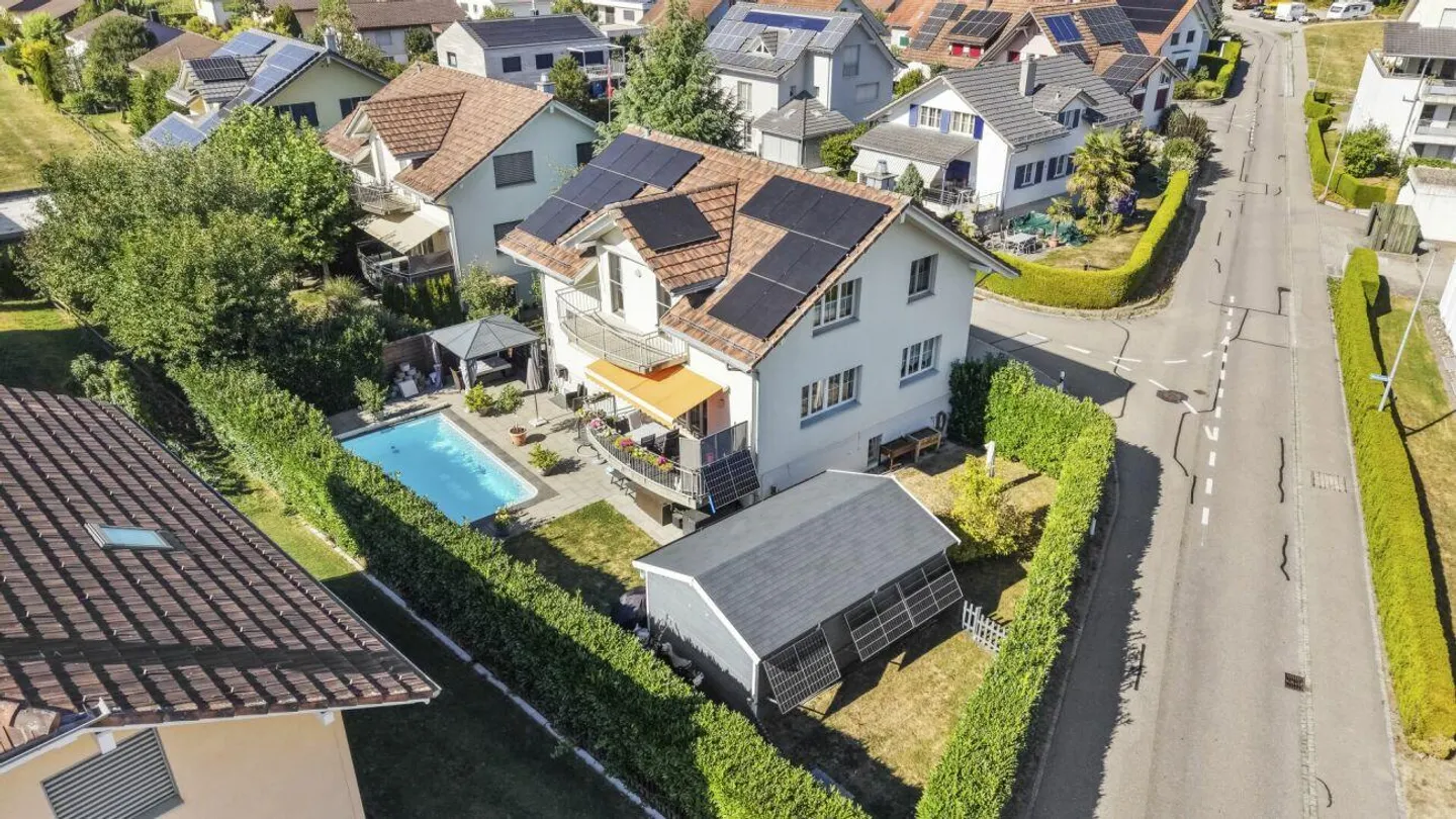 Espace pour la famille, lieux de retraite à apprécier et une piscine privée - Photo 25 sur 25