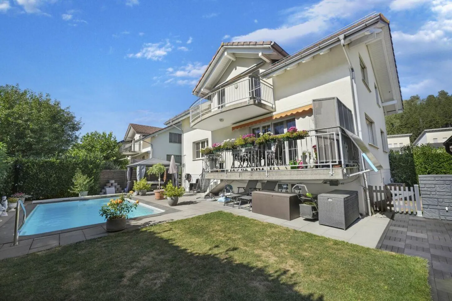 Espace pour la famille, lieux de retraite à apprécier et une piscine privée - Photo 23 sur 25