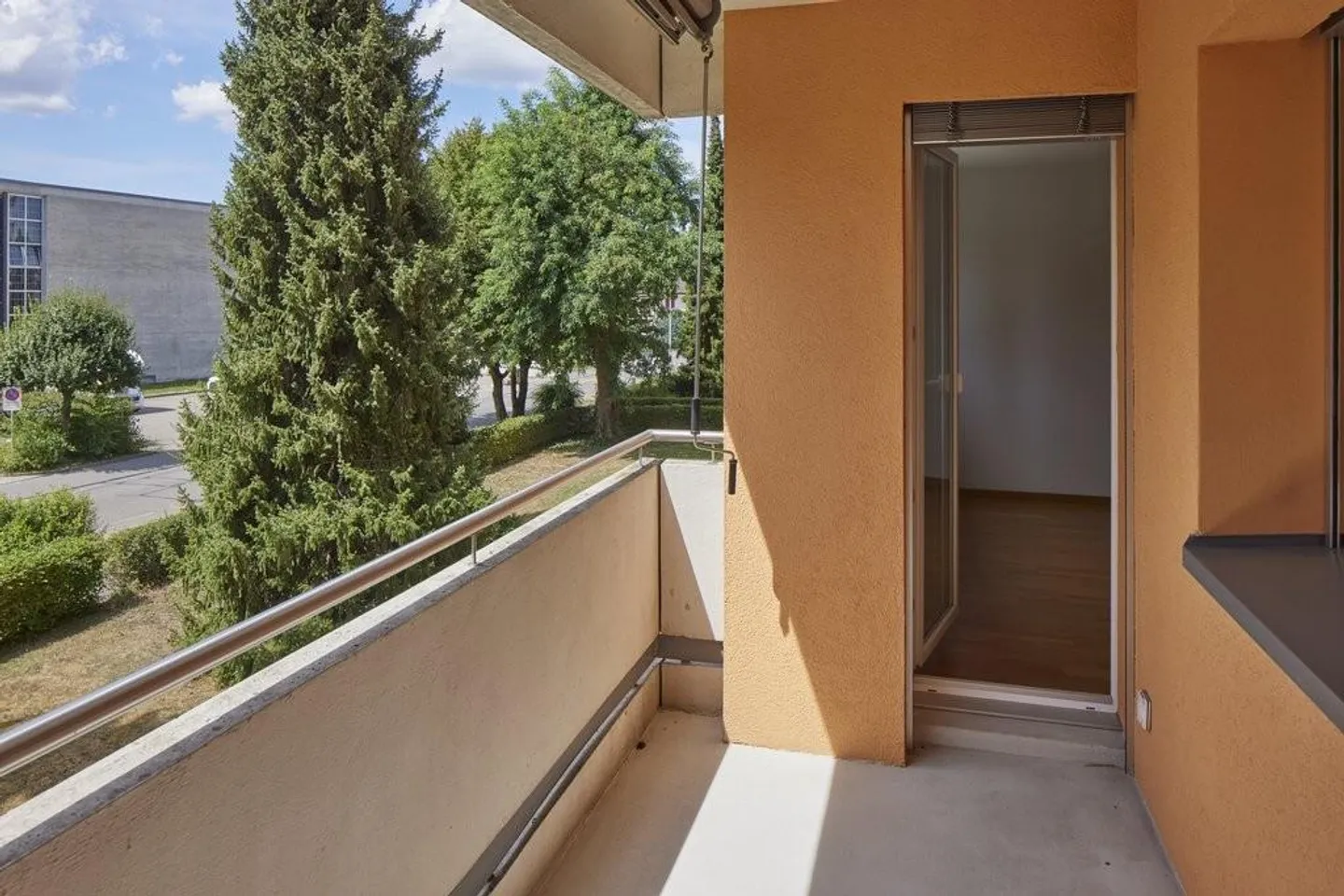 Geräumige Wohnung mit Balkon - Foto 5 von 6