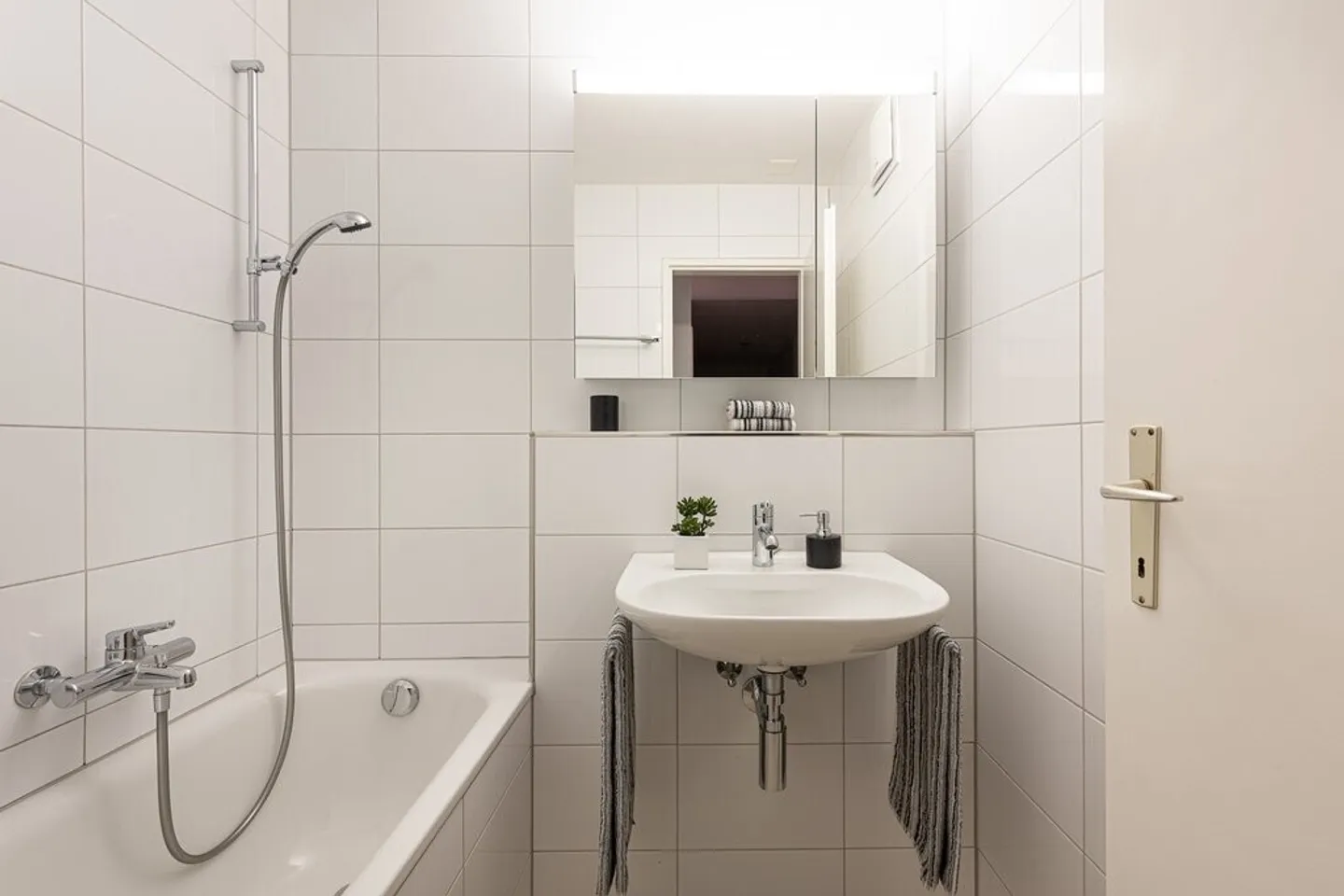 Un Début Heureux dans un Appartement - Photo 6 sur 10