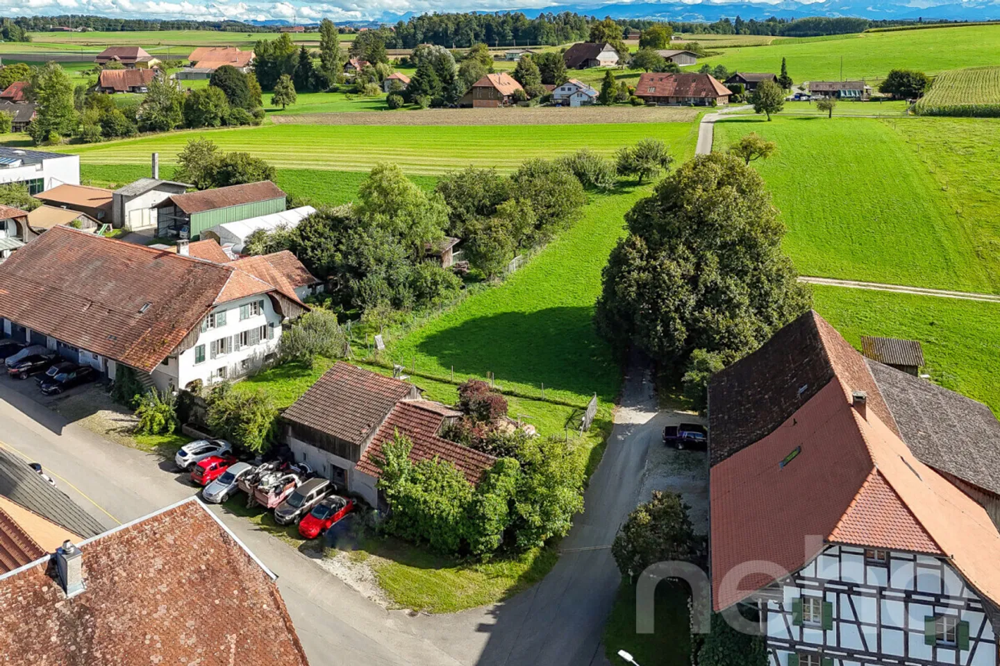 Terrain d'angle attrayant avec histoire et potentiel à Biberen - Photo 1 sur 10