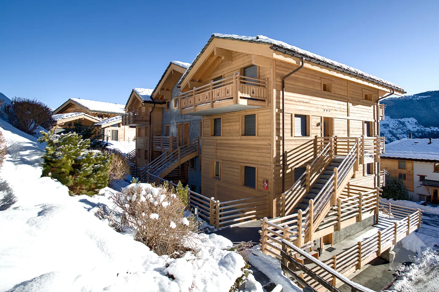 Appartement Duplex Luxueux - Photo 3 sur 13