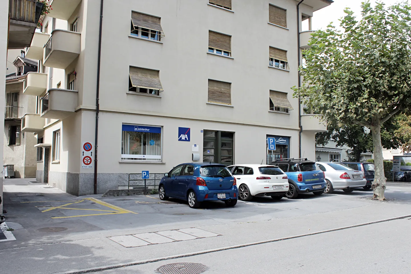 Commercial premises for rent in a central location in Visp - Photo 2 of 5