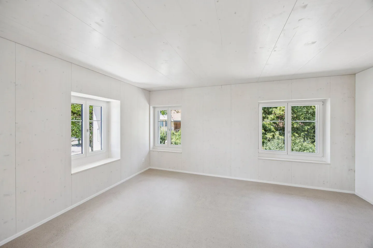 Farmhouse with panoramic views and large plot. - Photo 13 of 21
