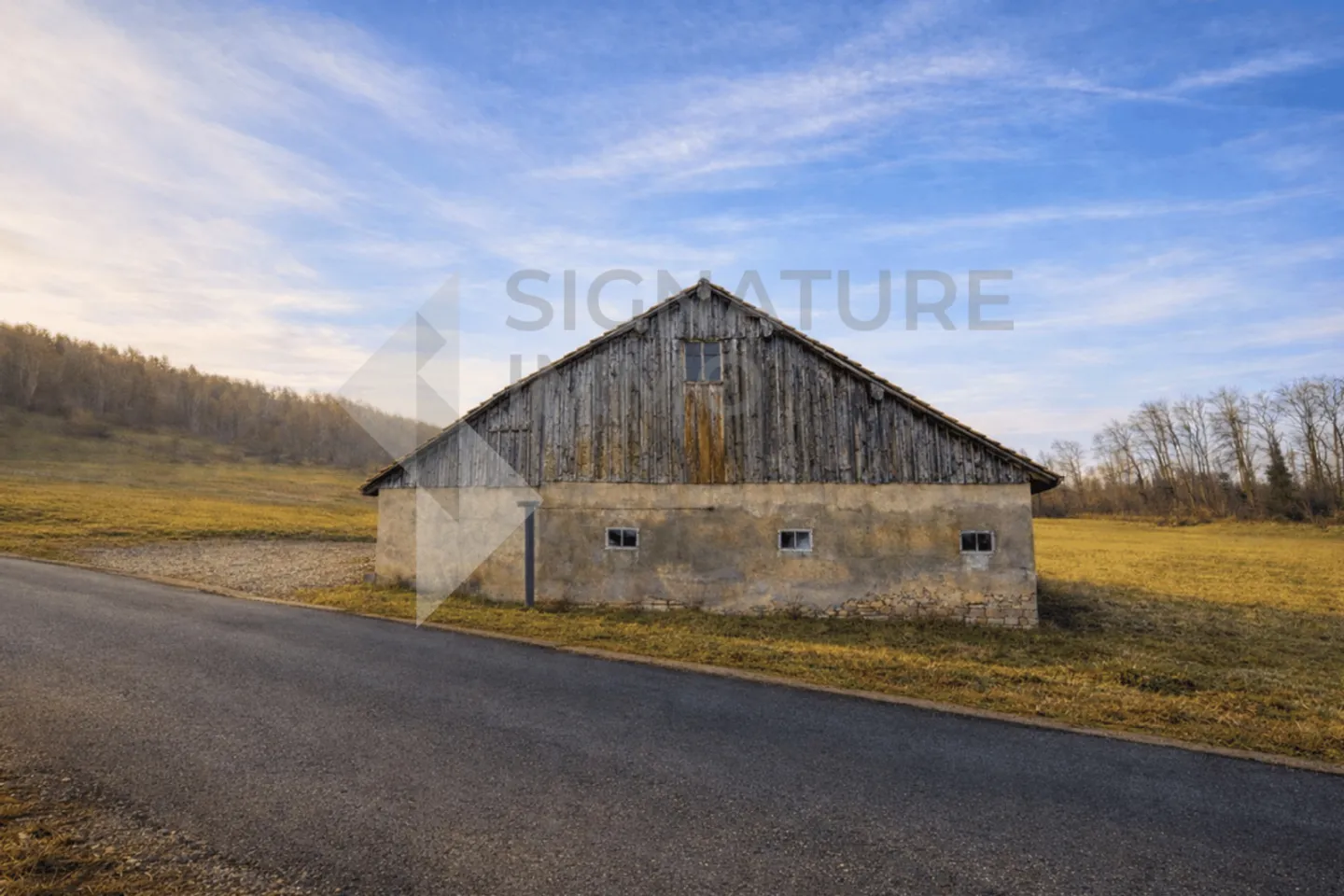 ZUM VERKAUF: Lebensprojekt im Grünen, 3,5-Zimmer-Haus + 2 Pferdeboxen - Foto 8 von 9