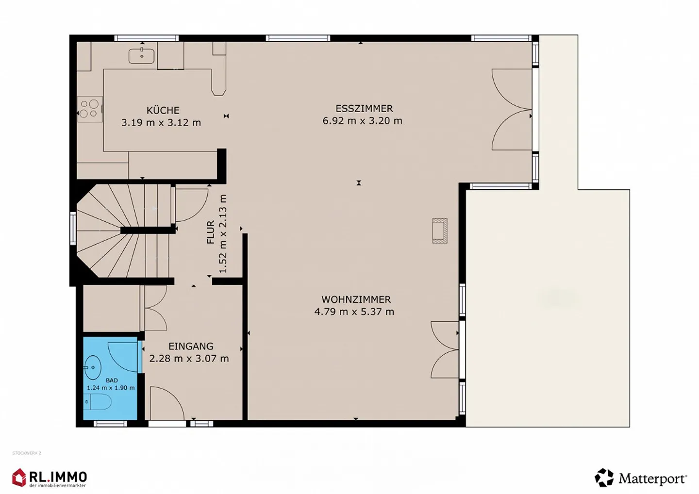 Ampia casa unifamiliare di 5,5 stanze in una zona tranquilla - Foto 9 di 11