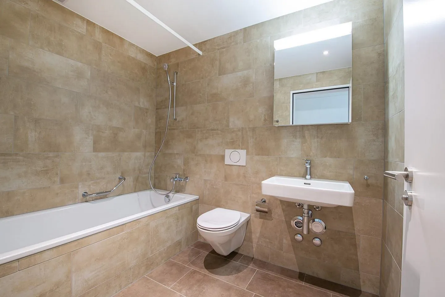 Moderne Maisonette-Wohnung - Foto 2 von 13