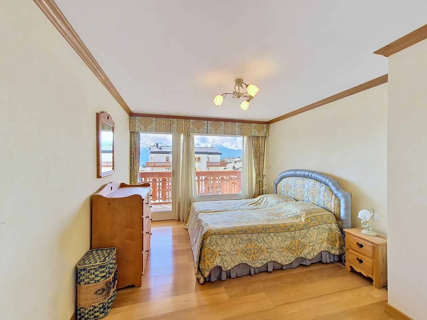 Zentrales Apartment mit Aussicht - Foto 9 von 10
