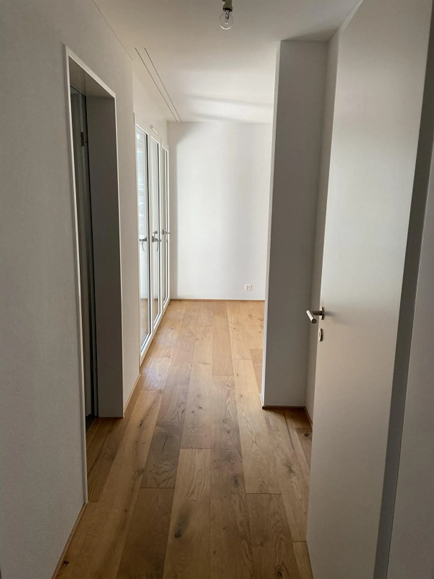 Appartement moderne 4.5 pièces - Photo 5 sur 7