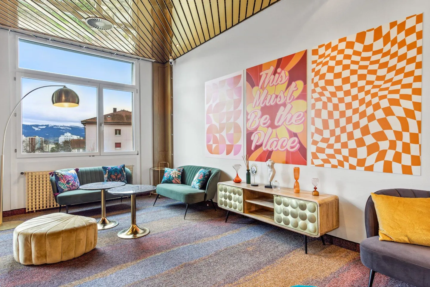 «Möbl. WG-Zimmer» - Foto 1 von 5