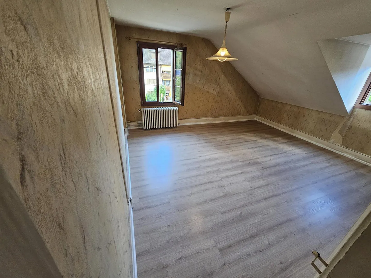 Casa unifamiliare multi-generazionale di 8 stanze - Foto 4 di 20