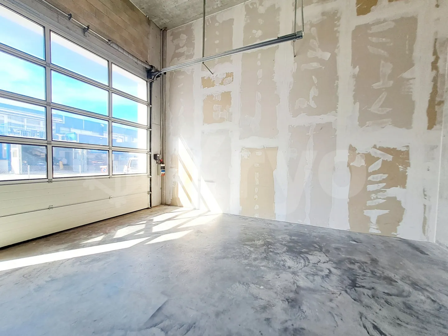 DUCATS 40, Commercial space on the ground floor - Photo 3 of 5