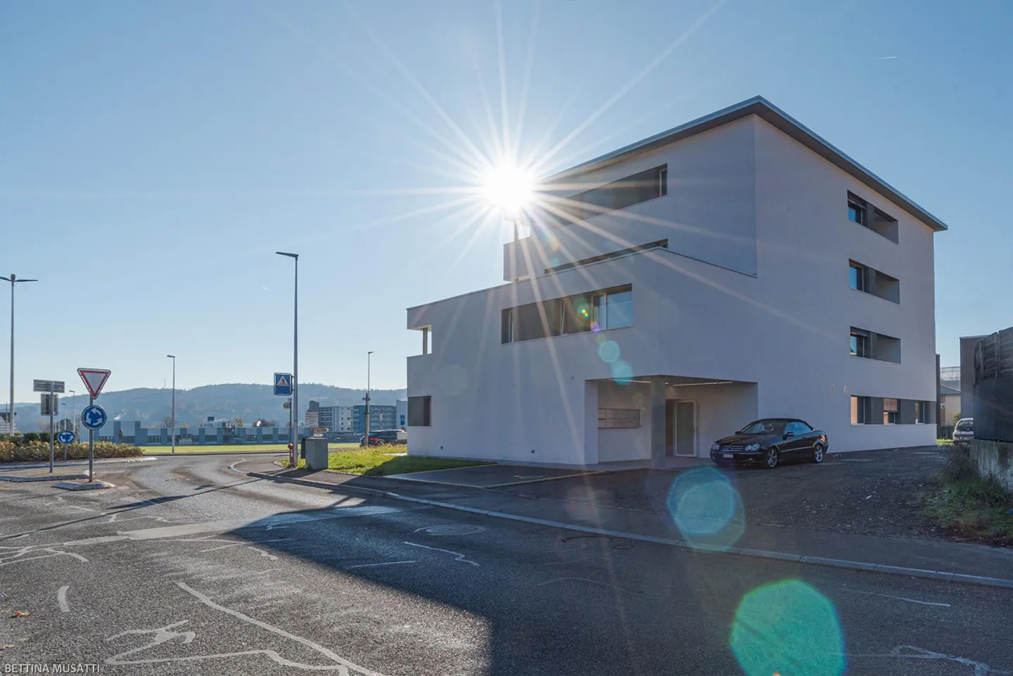 Appartamento luminoso 3.5 locali - Foto 3 di 10