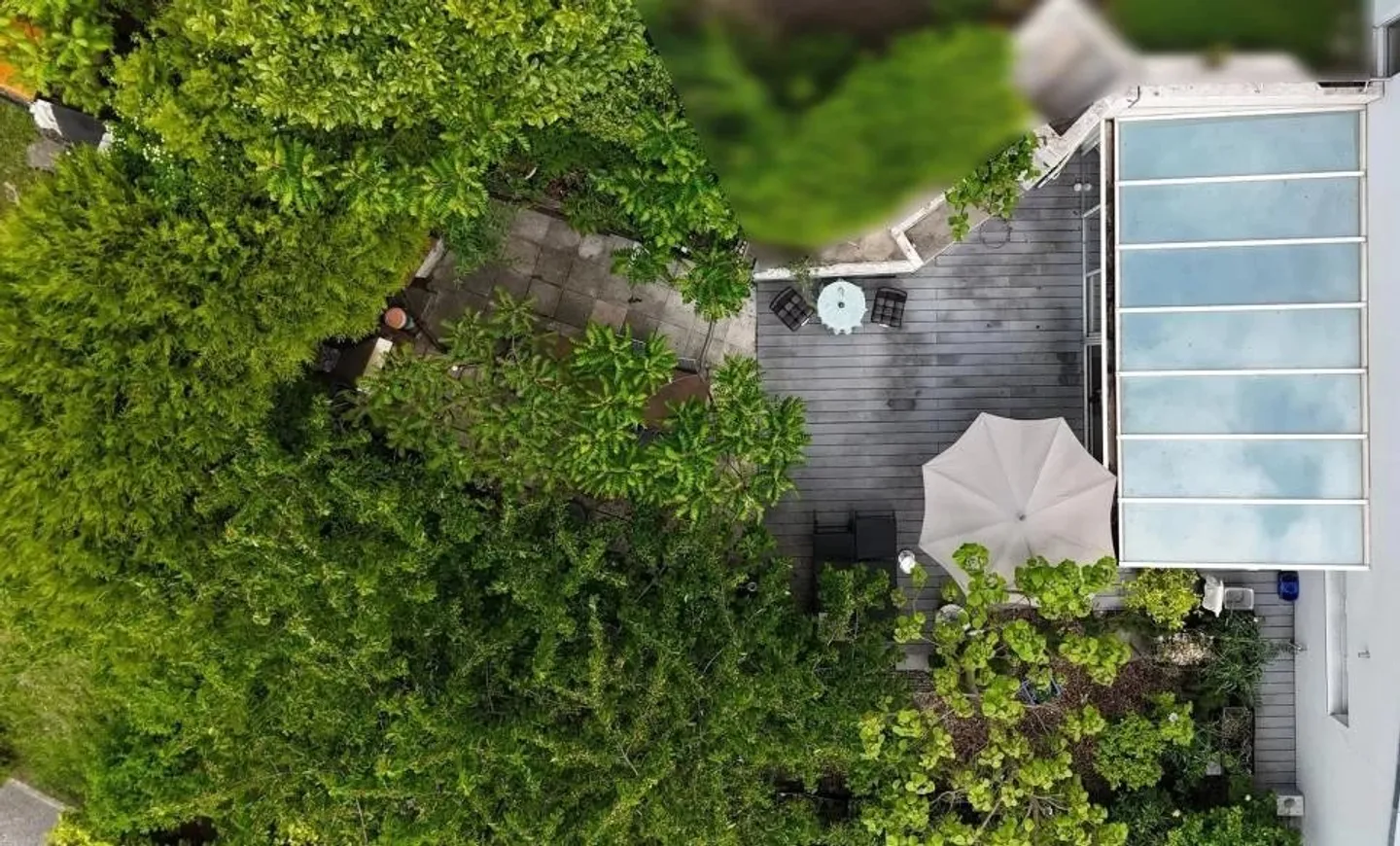 Vue sur la vue dégagée et emplacement privilégié à La Conversion - Photo 13 sur 13