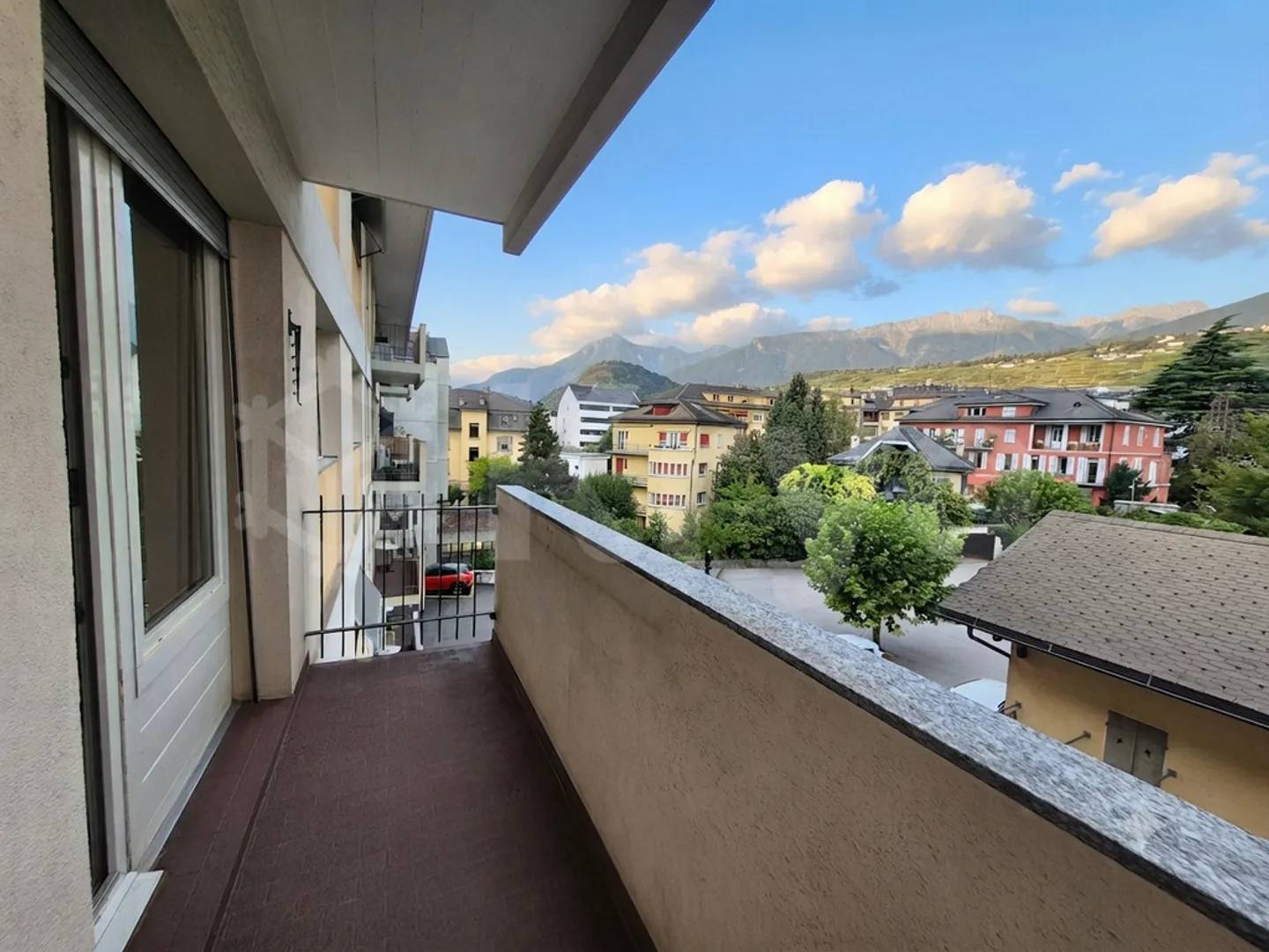 SION - CENTER / 4.5 ROOM APARTMENT WITH BALCONY - Photo 1 of 11