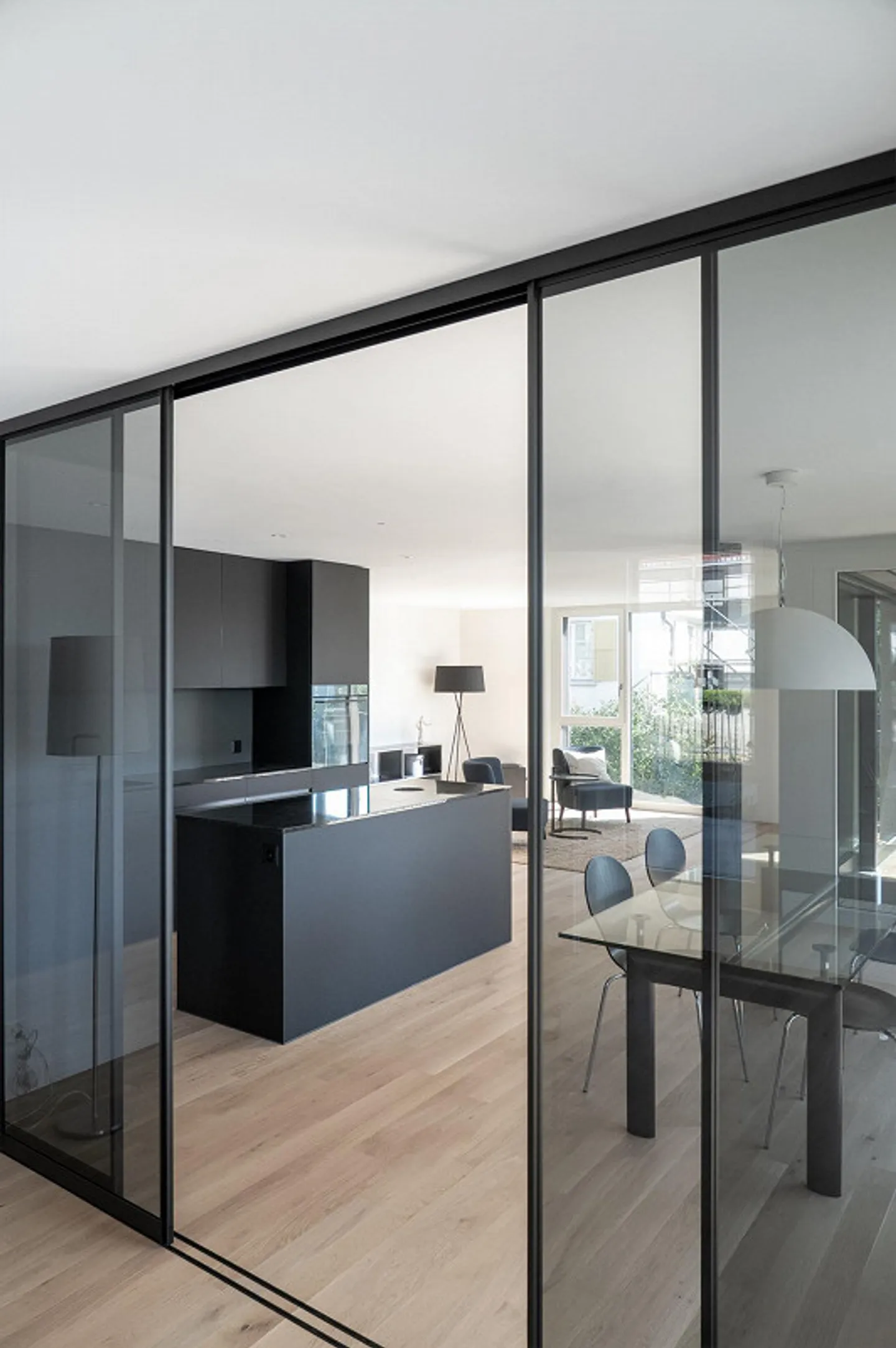 4.5-Zi. Etagenwohnung mit Sonnenterrasse und stilvollem Innenausbau - Foto 4 von 14