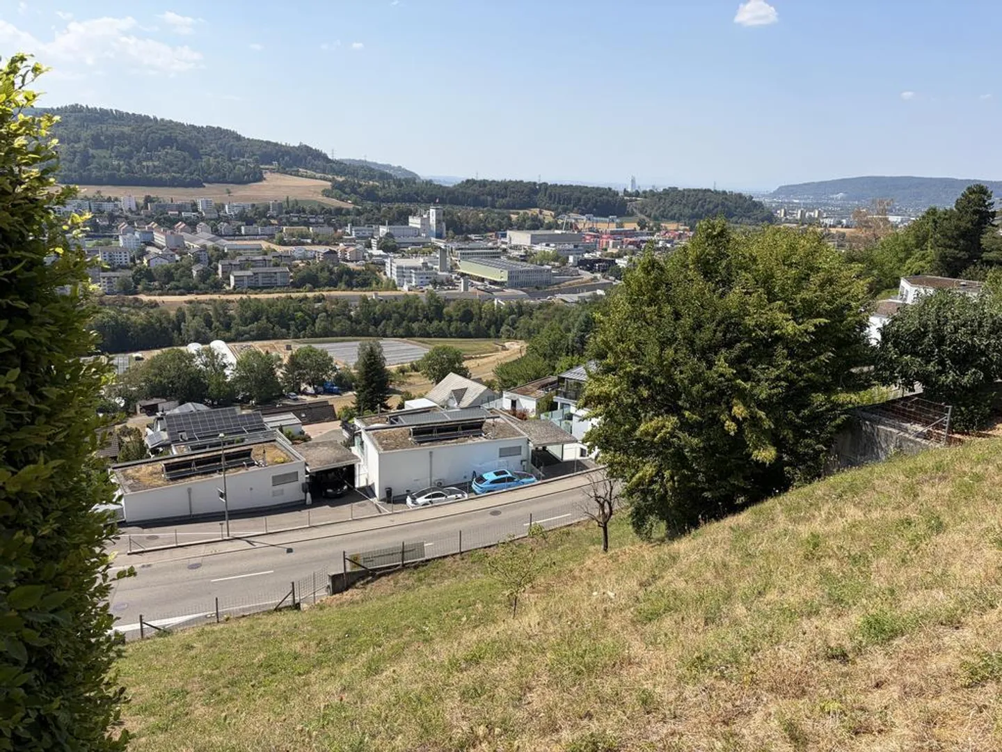 Terreno edificabile con vista mozzafiato - unico - Foto 2 di 4