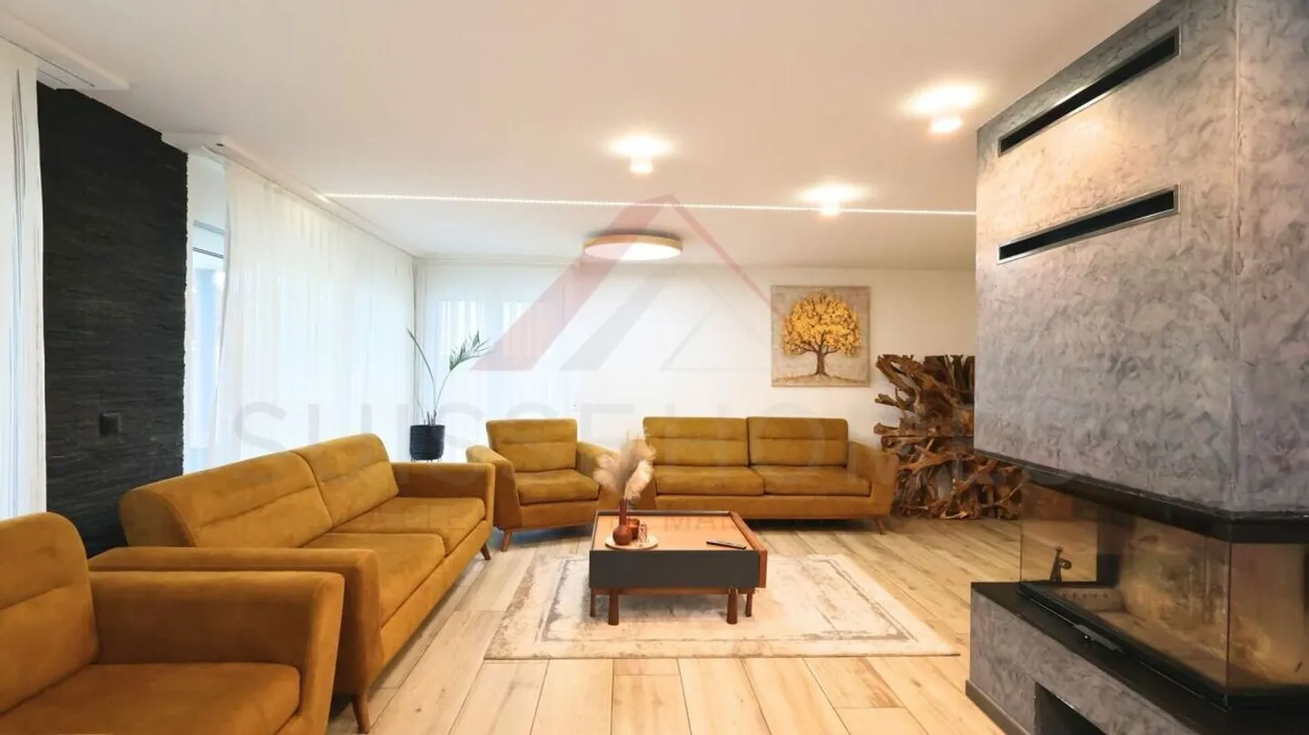 Exklusive 4½-Zimmer-Villa mit Pool und Panoramaterrasse - Foto 2 von 27