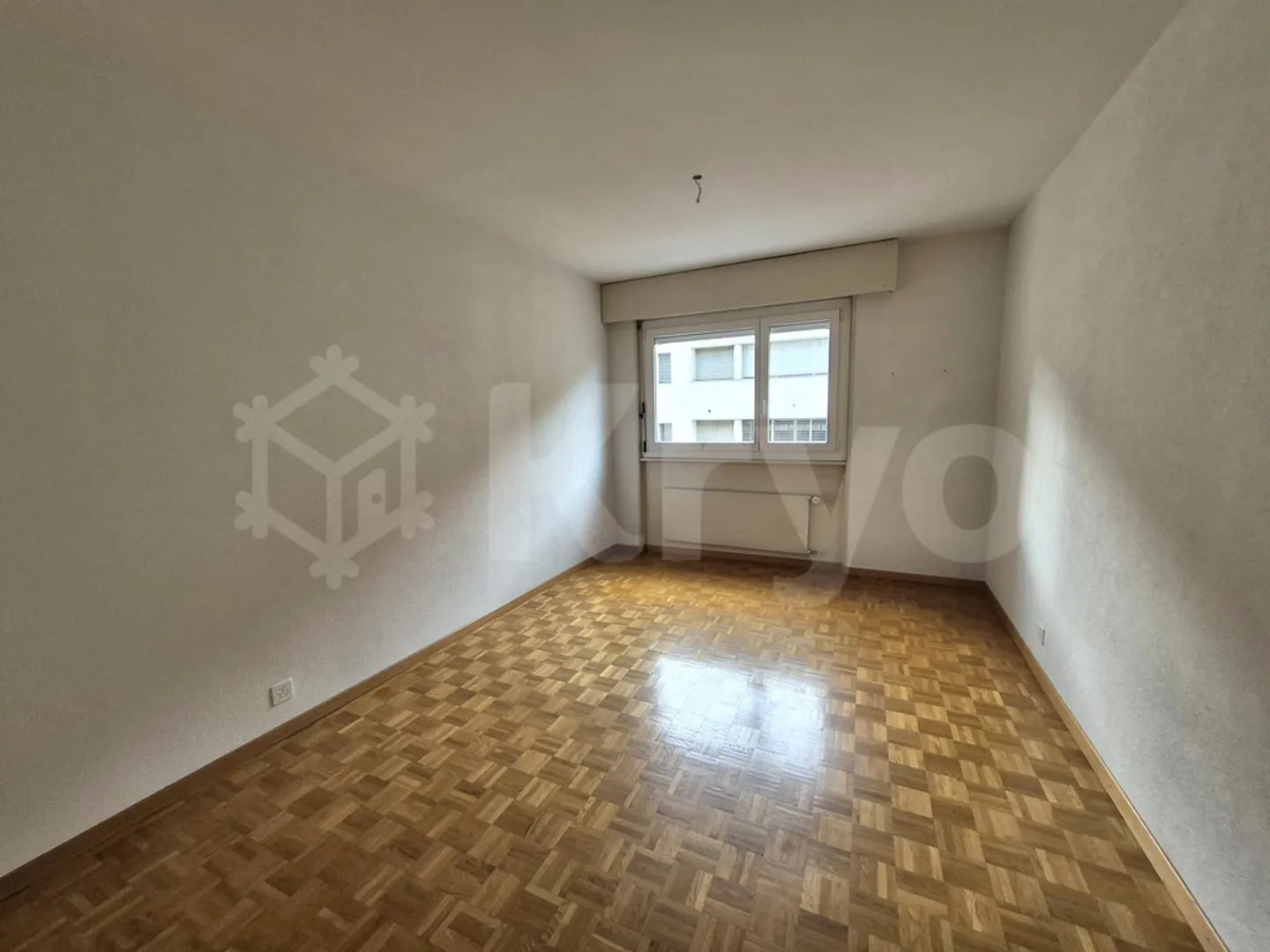 SION - CENTER / 4.5 ROOM APARTMENT WITH BALCONY - Photo 11 of 11