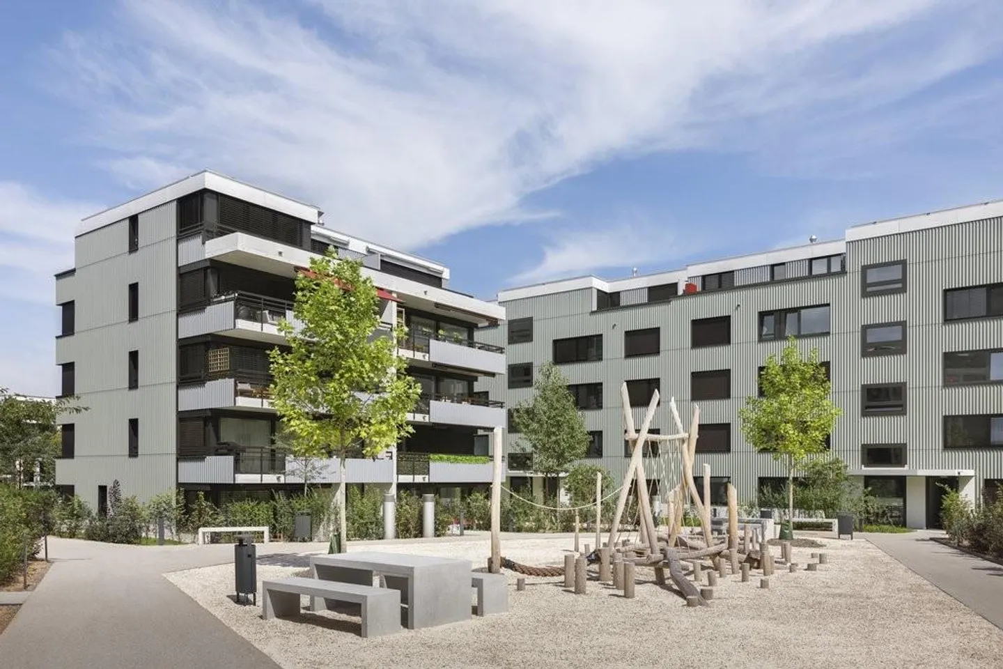 Motorcycle parking space for rent in Albisrieden - Photo 2 of 2