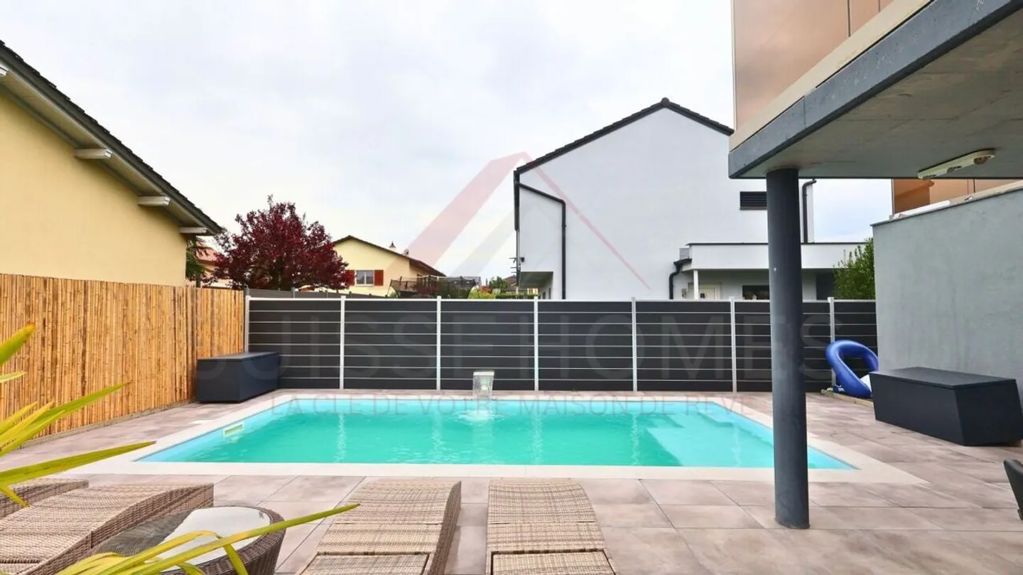 Exklusive 4½-Zimmer-Villa mit Pool und Panoramaterrasse - Foto 21 von 27