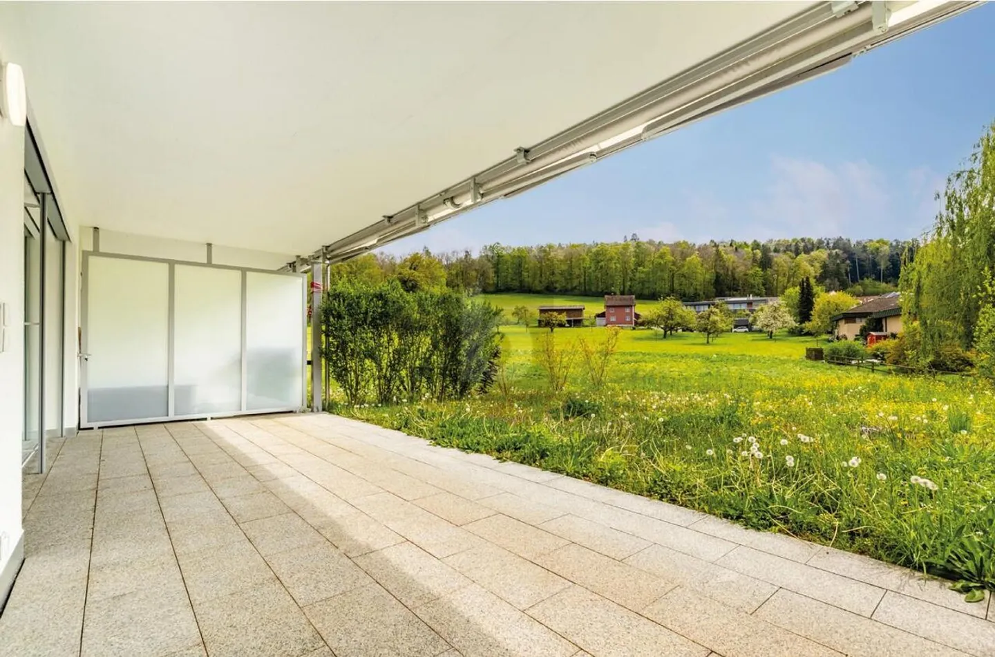 Geräumige Parterre-Wohnung - Foto 1 von 5