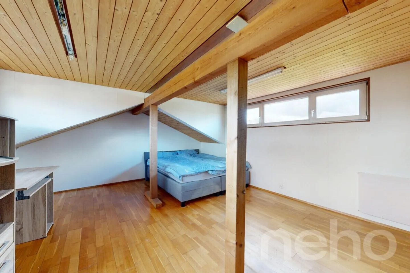 Charming single-family house with large garden, winter garden and pond - Photo 12 of 12