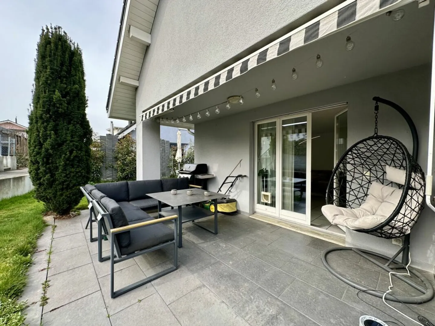 Dreamlike Corner House in Central Location - Your New Home Awaits You! - Photo 14 of 15