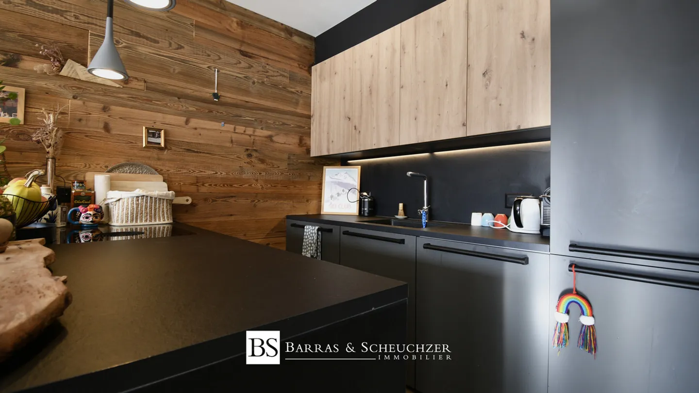 2.5 pièces rénové au cœur de la station avec vue imprenable - Photo 5 of 11