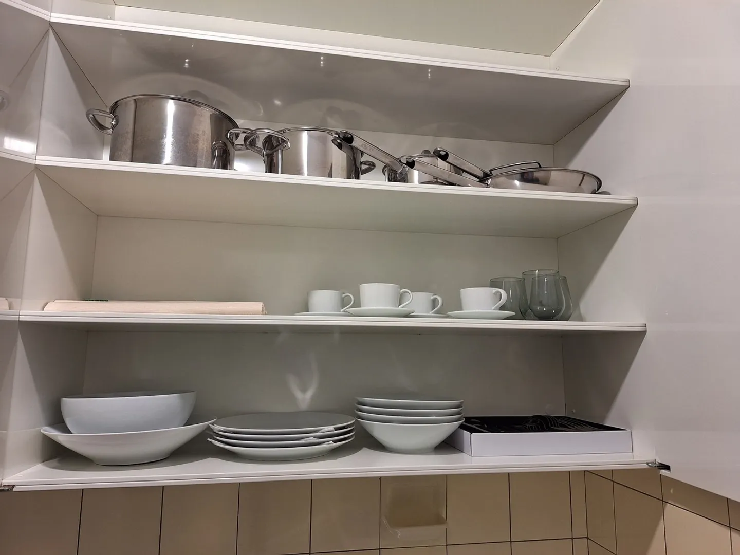 Monolocale soleggiato vicino a Piazza Grande - Foto 4 di 9