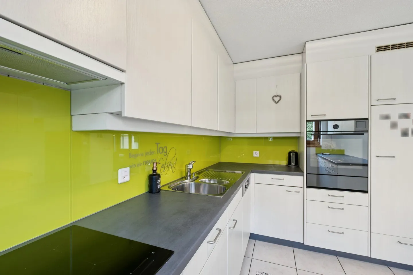 4.5-Zimmer-Wohnung - grosszügig, hell und naturnah - Foto 6 di 12