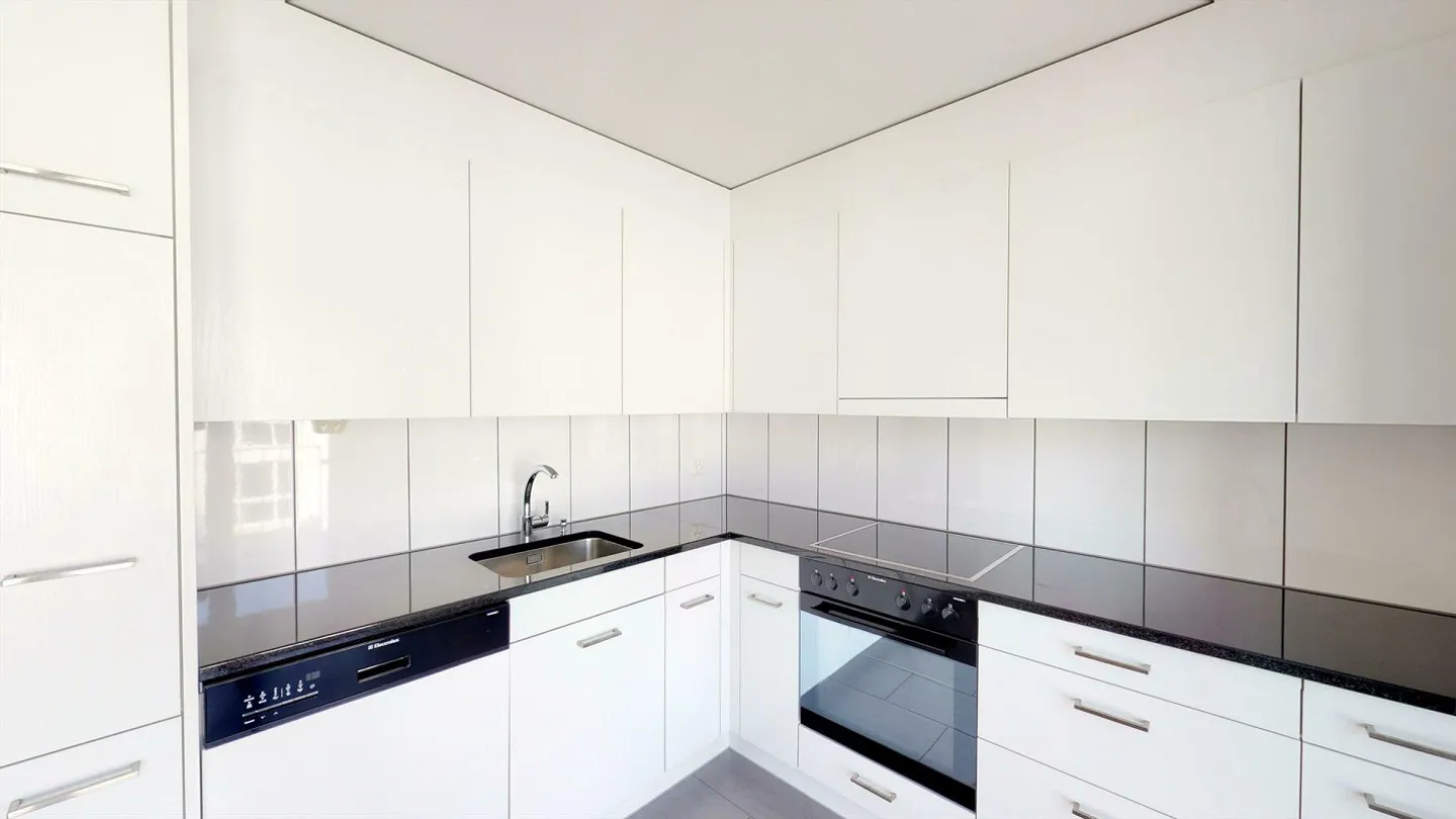 Bel appartement dans un endroit central - Photo 3 sur 8
