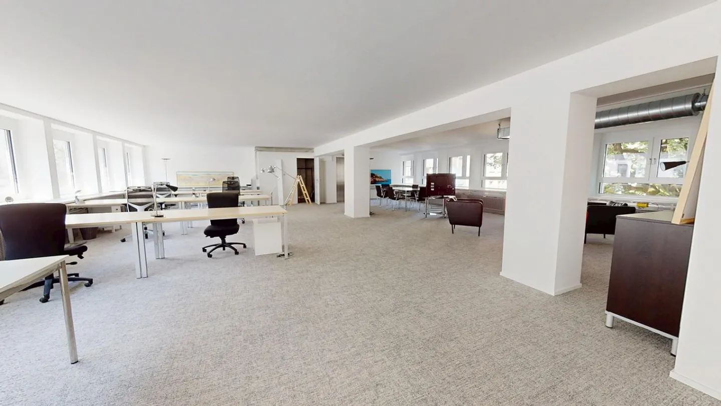 THE FUTURE IS GREEN at Zurich HB - Exclusive Attic Offices with Terrace - Photo 2 of 12