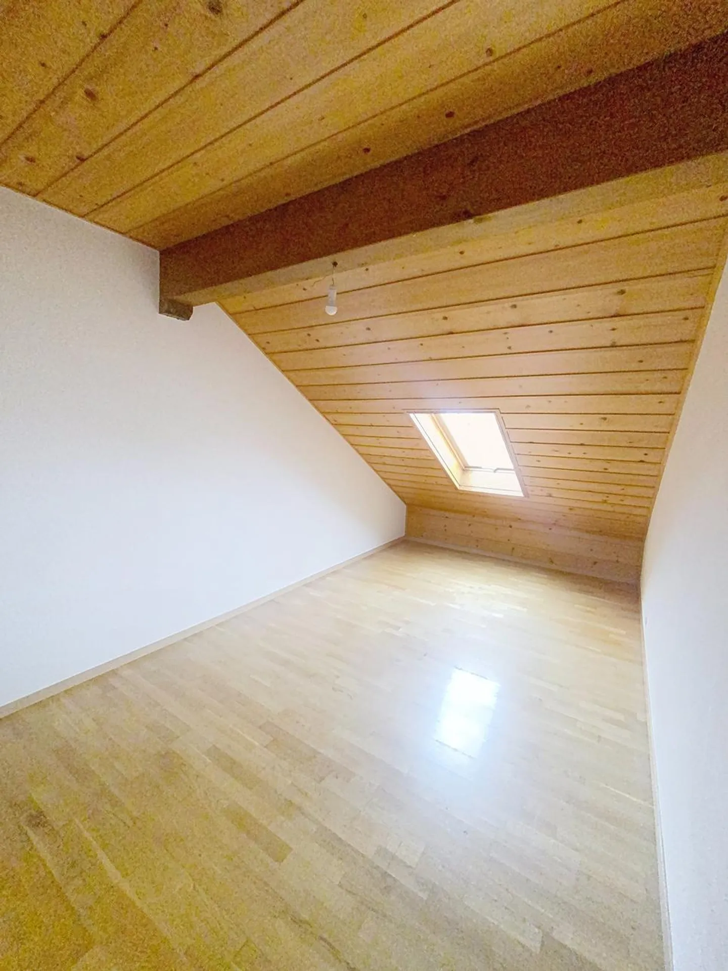 Appartamento di 5,5 stanze al 2° piano - Foto 5 di 8